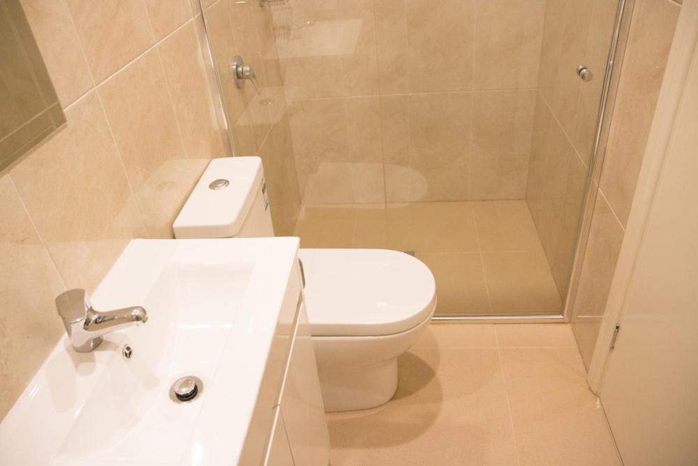 T&M House Hotel Strathfield Екстериор снимка
