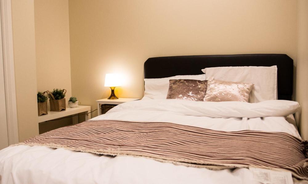 T&M House Hotel Strathfield Екстериор снимка