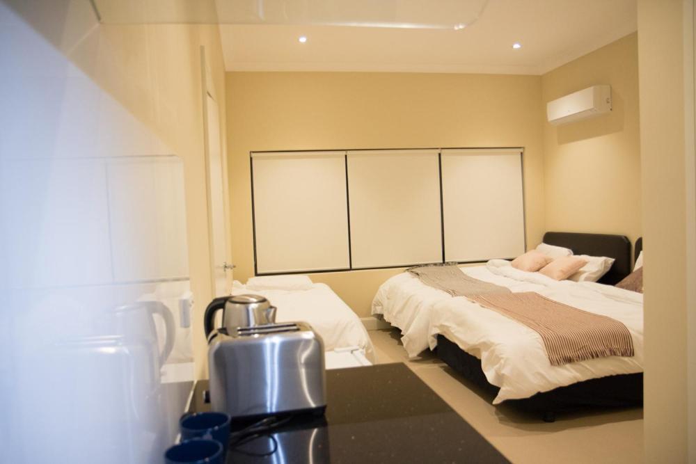 T&M House Hotel Strathfield Екстериор снимка