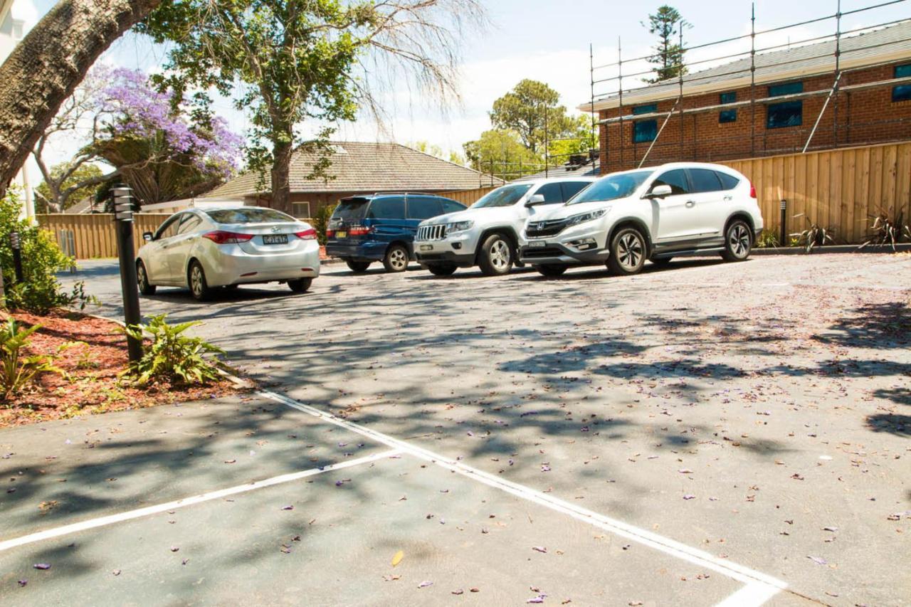 T&M House Hotel Strathfield Екстериор снимка